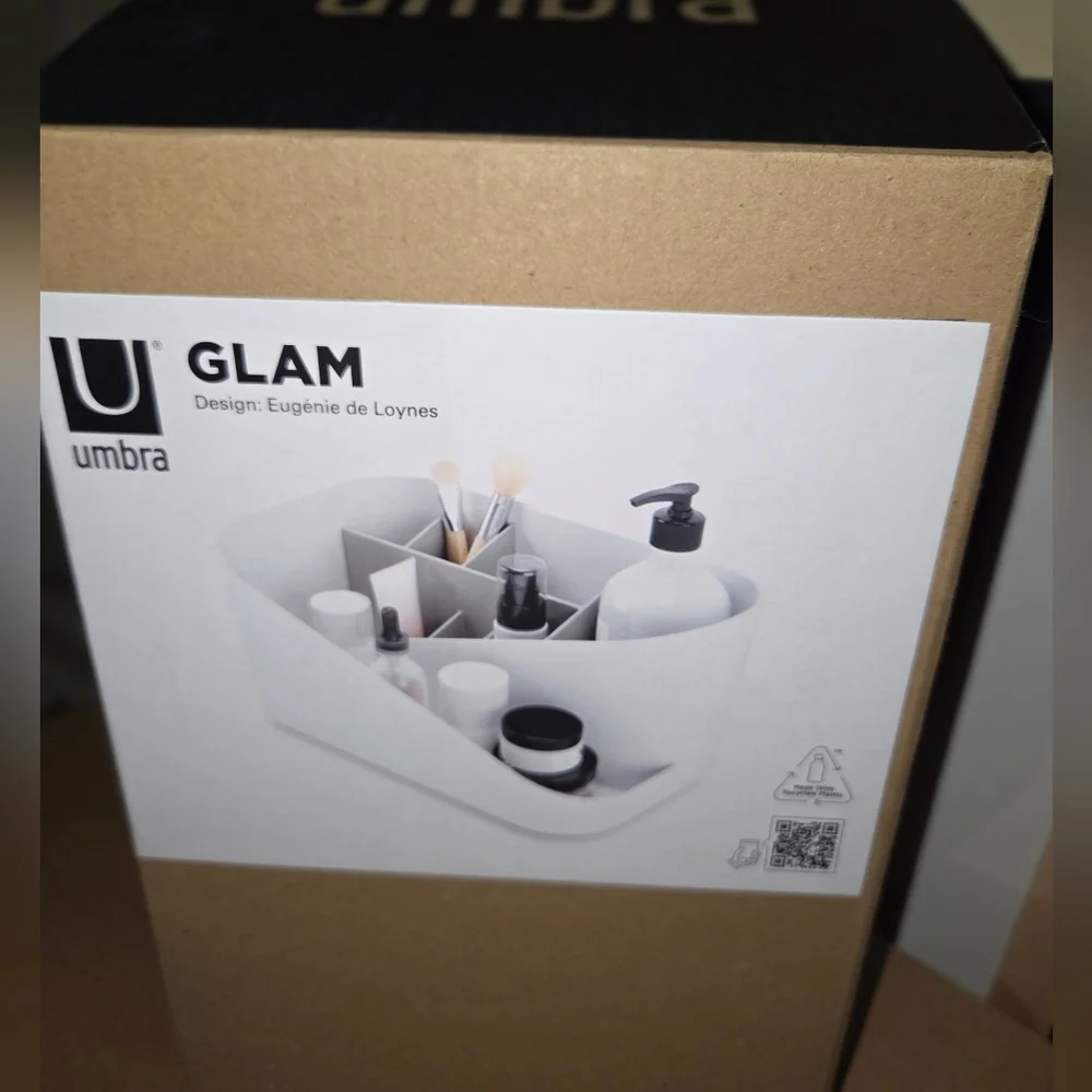 Umbra White Organizer